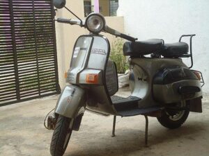 bajaj chetak electric scooter booking